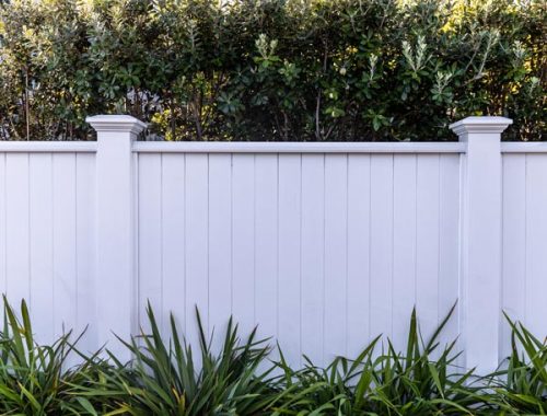 Photo of a premium fence in white timber
